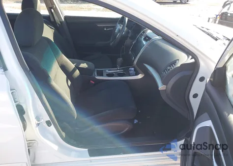 2015 Nissan Altima 2.5 S from USA, damaged, VIN 1N4AL3AP0FN335267